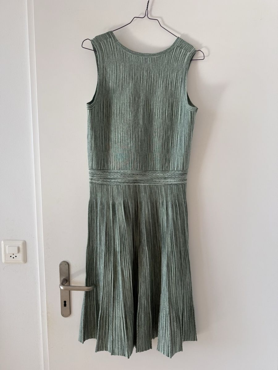 Sandro Kleider: Kleid Sandro, Größe S-M, NP 400.00 – Gebraucht aus Münchenbuchsee von Mantik 3