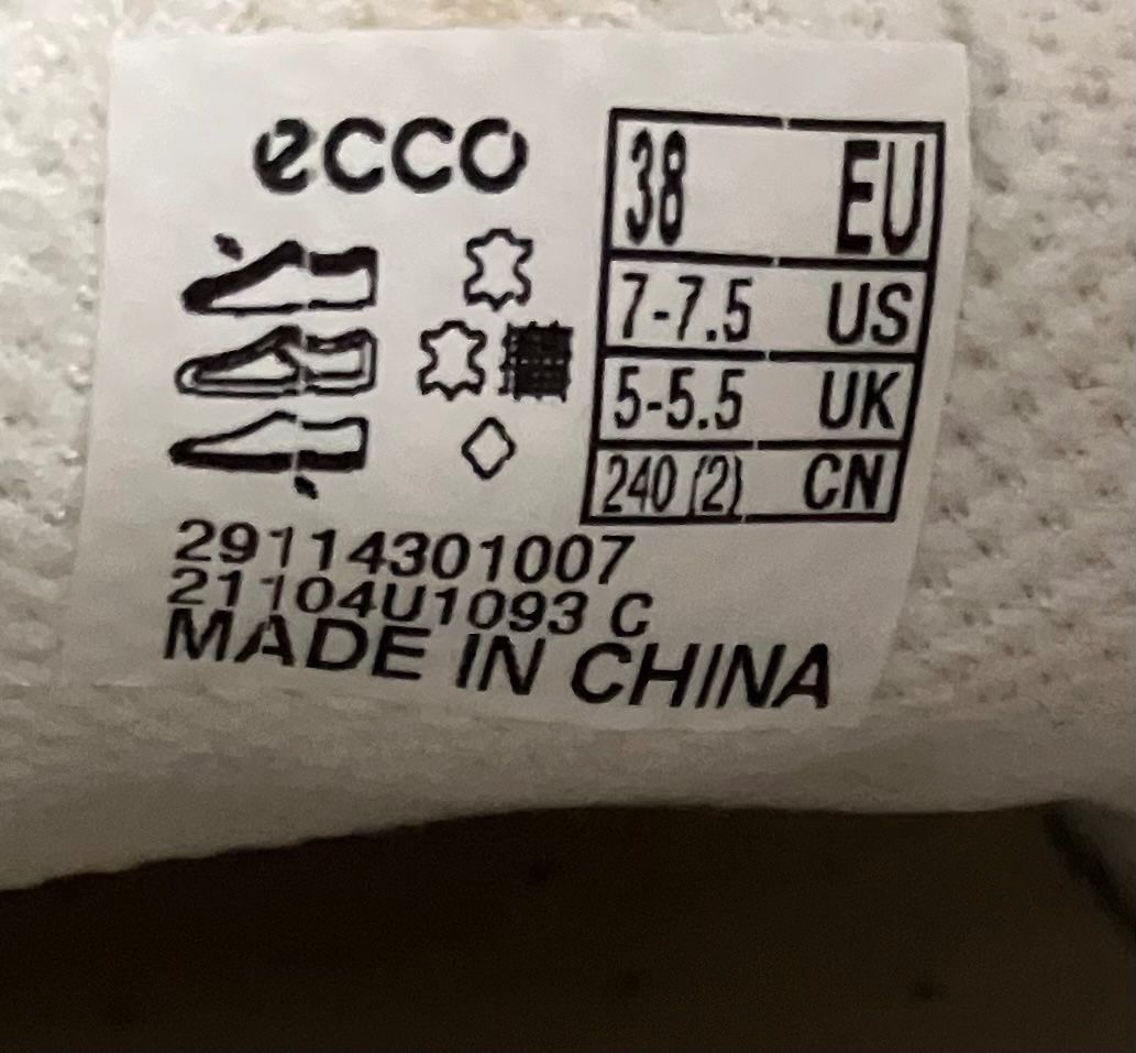 Ecco Scarpe da donna: Ecco Damen weisse Sneakers – Usato da Wettingen venduto da Tigabella 8