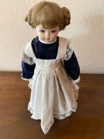 Dekorative Künstlerpuppe von Lotti Tacchella Gretchenfrisur