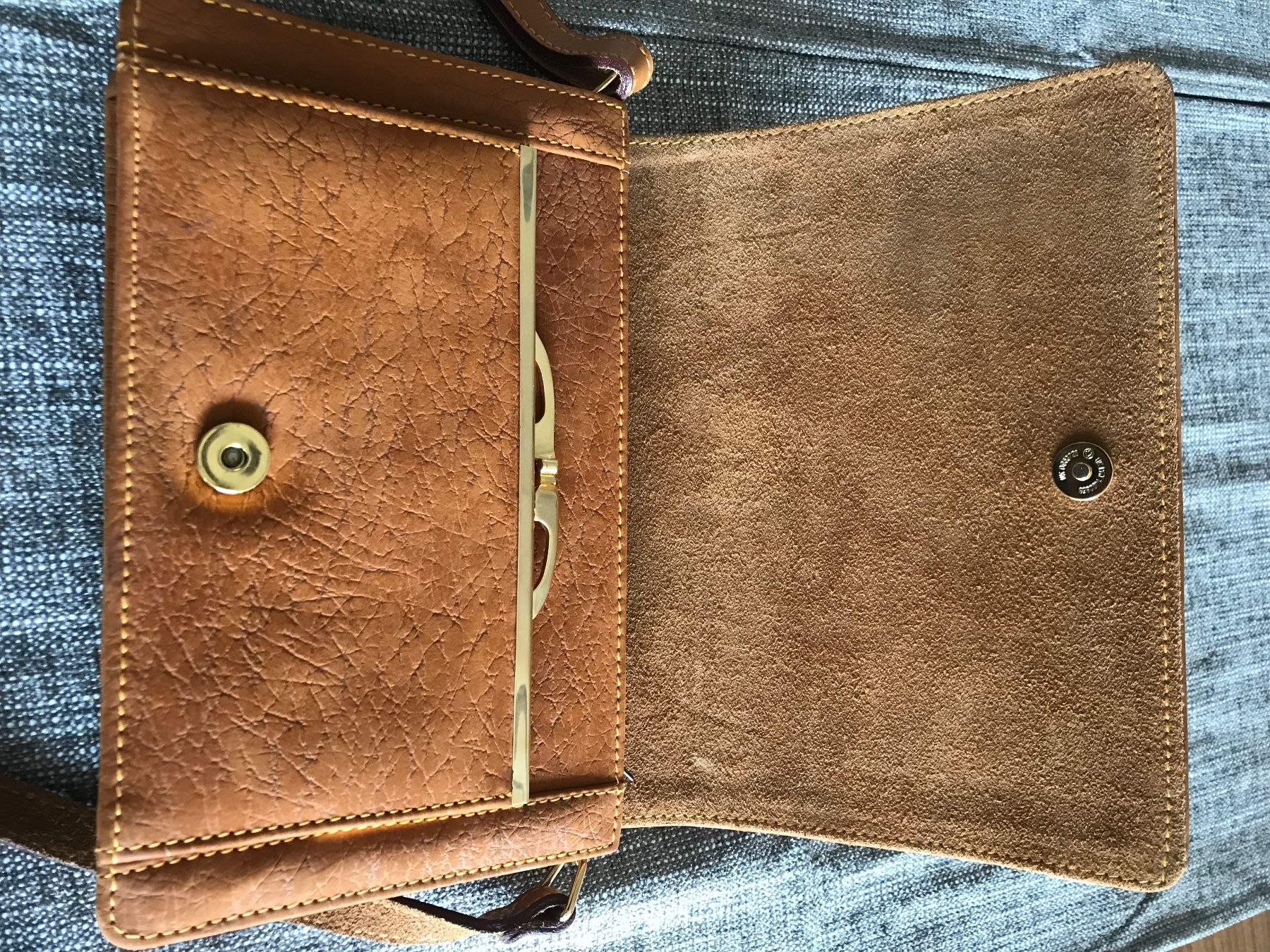 Borse da donna: Handtasche JC Leatherworks – Usato da Biberist venduto da longimanus3 5