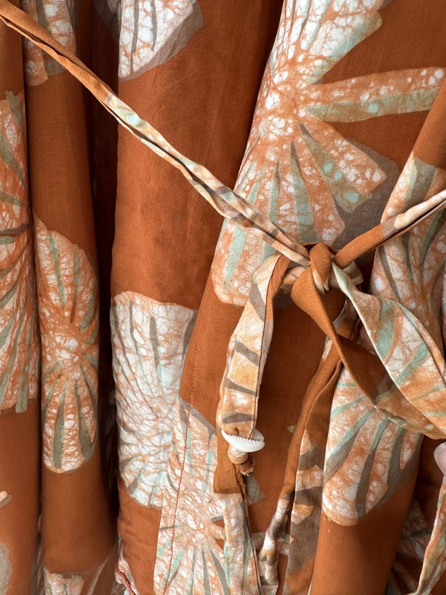 Arte internazionale: Casa Feme Kimono "The Palms", one size – Nuovo (secondo la descrizione) da Lenzburg venduto da selabella 3