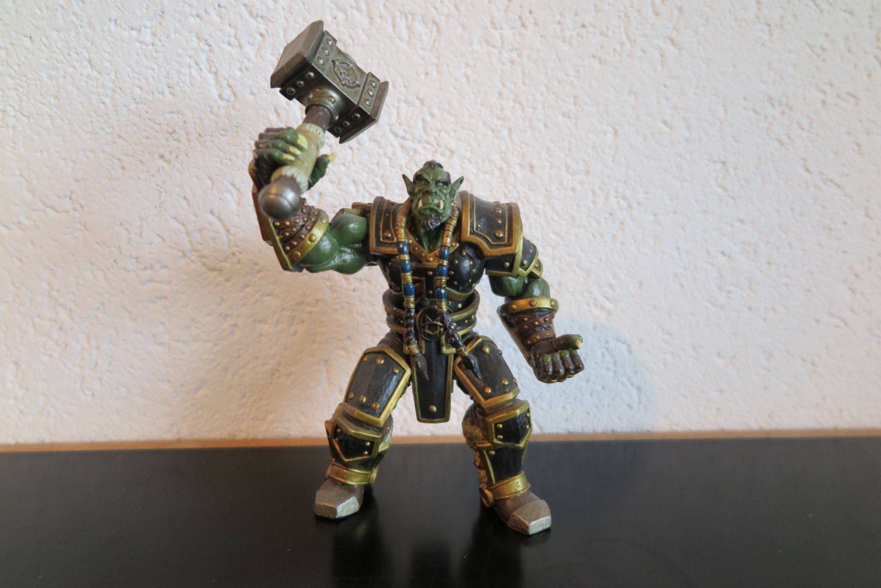 Statuette: Warcraft - Figur Thrall der Orks – Usato da Biberstein venduto da Lou13lou