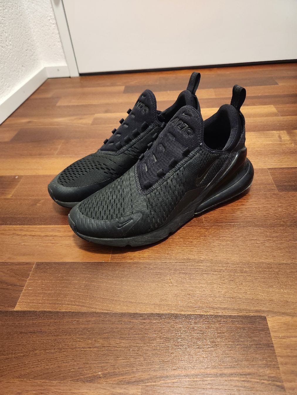 Nike Scarpe da uomo: Schwarze Nike Air Max 270, Grösse 45 – Nuovo (secondo la descrizione) da Rheinfelden venduto da Roman5000 2