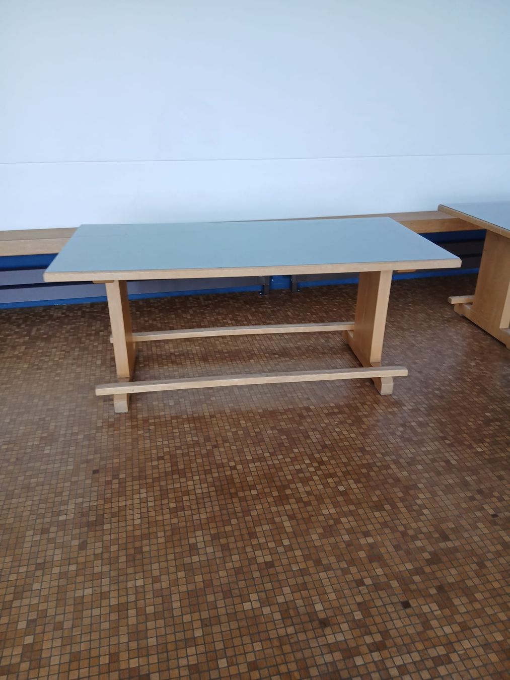 Tavoli: Tisch – Usato da Beinwil am See venduto da supra86