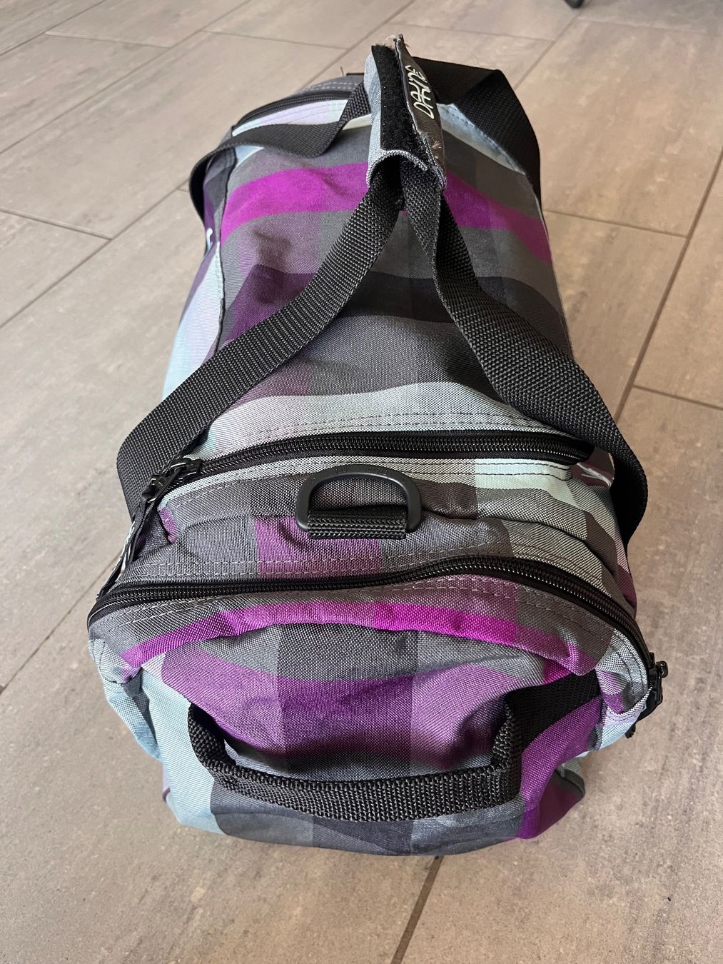 Dakine Borse: Dakine Sporttasche – Usato da Wilen b. Wil venduto da xen_kzb6 1