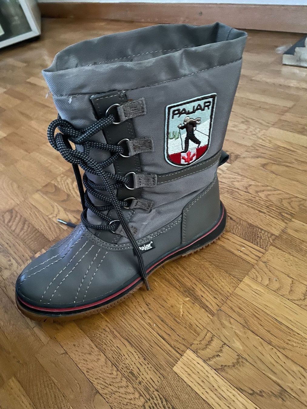 Scarpe da donna: Bottes hiver – Nuovo (secondo la descrizione) da Pully venduto da Kalissa