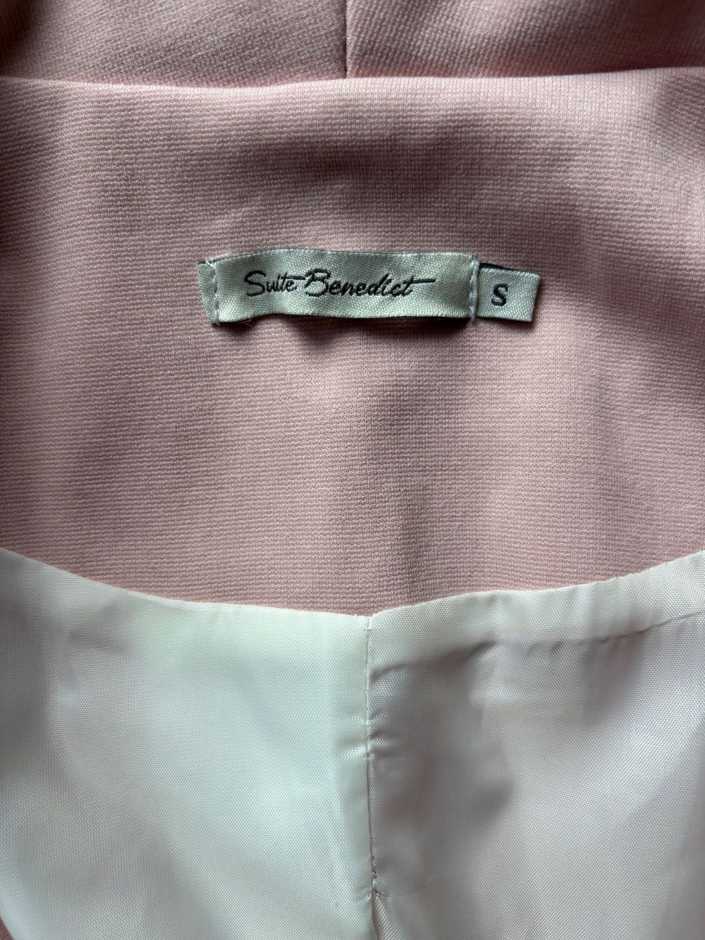 Jacken: Pink blazer – Gebraucht aus Zollikerberg von gab_xnk6 2