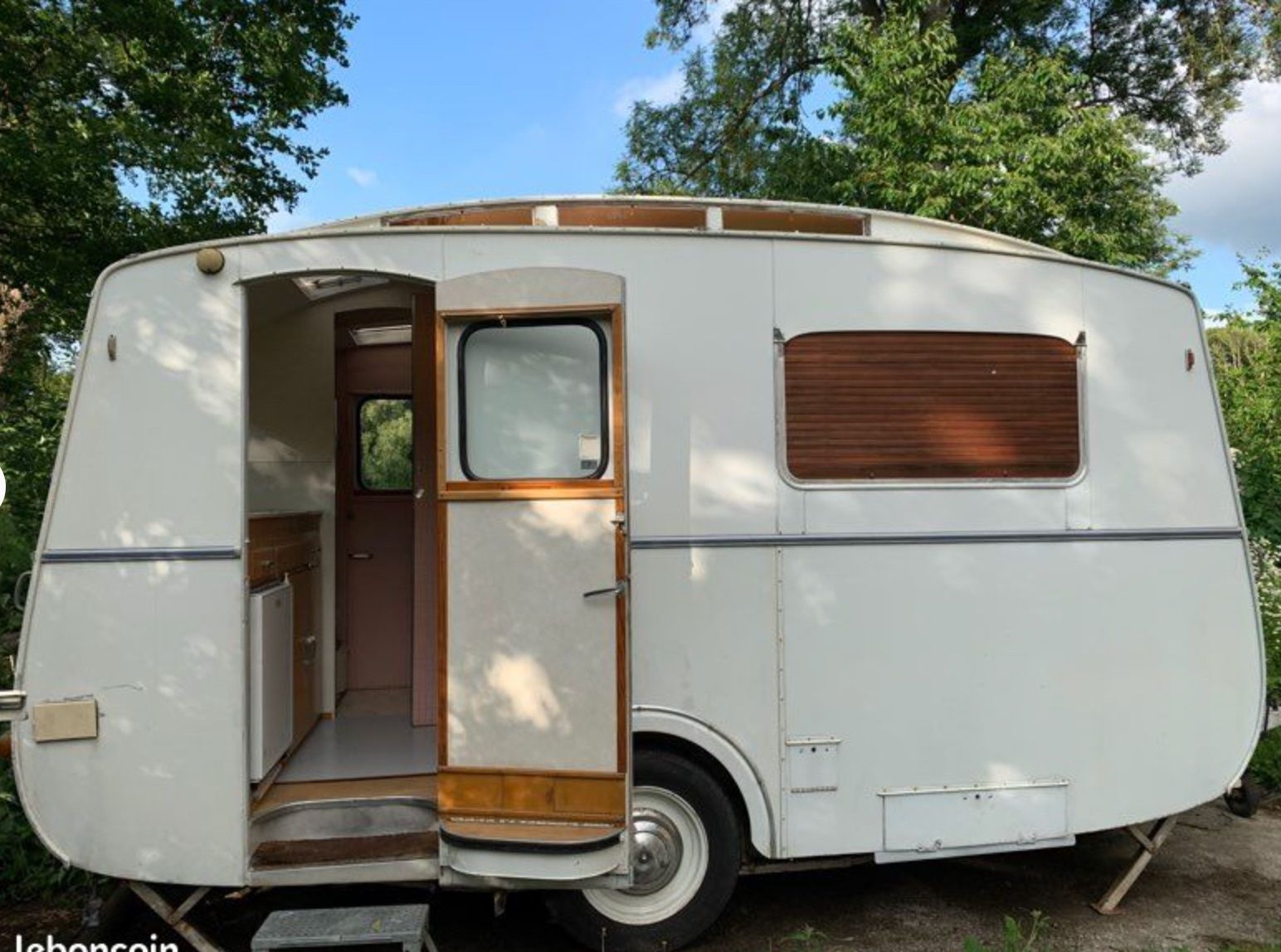 Rimorchi: Oldtimer Wohnwagen Notin 1967 – Usato da Derendingen venduto da gepfeifer