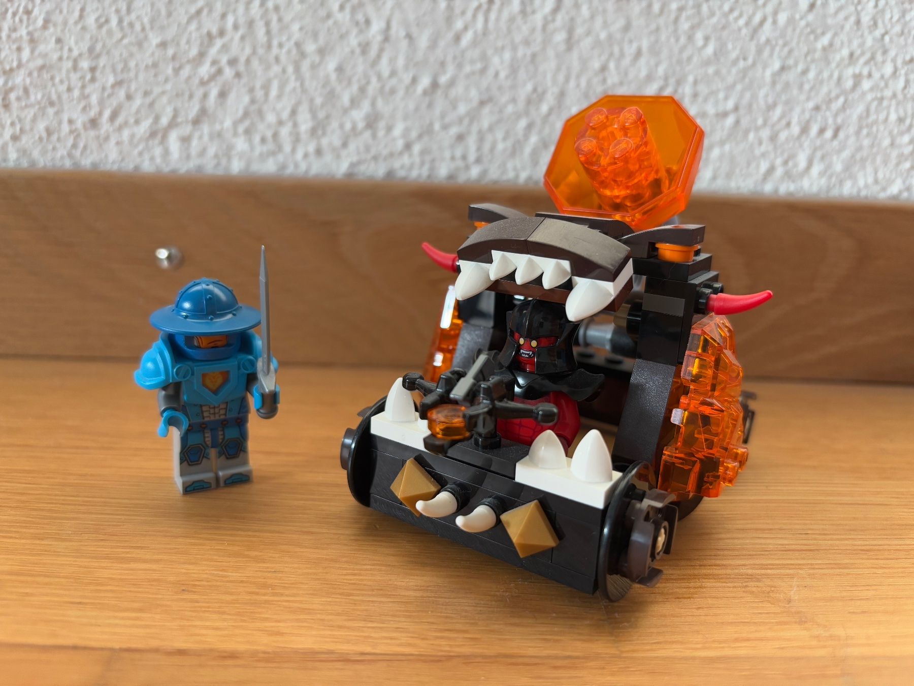 Lego Kit di costruzioni: LEGO Nexo Knights Set 70311 – Usato da Schlieren venduto da sch_df8p 1