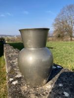 ALTE ZINNVASE MIT SCHÖNER PATINA BLUMENVASE  VASE  GEMARKT