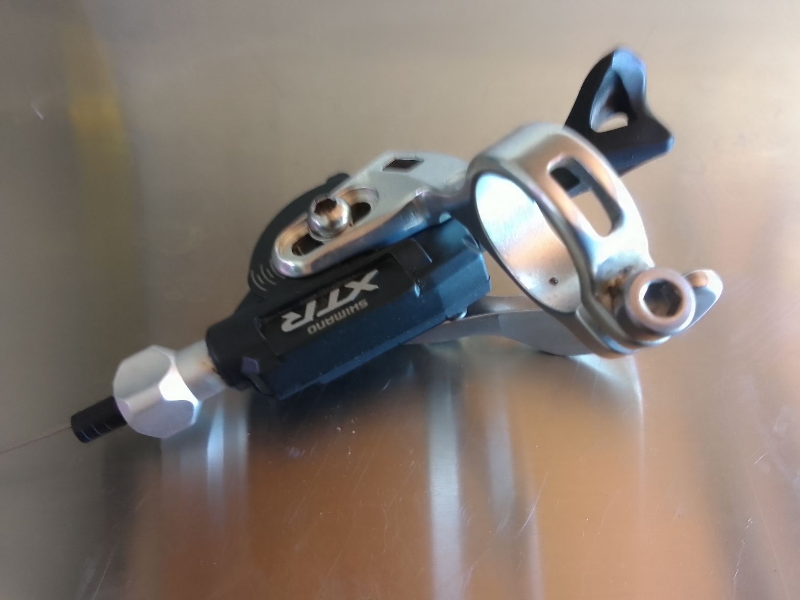Shimano Pezzi di ricambio: Shimano XTR Shifter 3 x 9 – Usato da Ebmatingen venduto da swiss.canadian 4