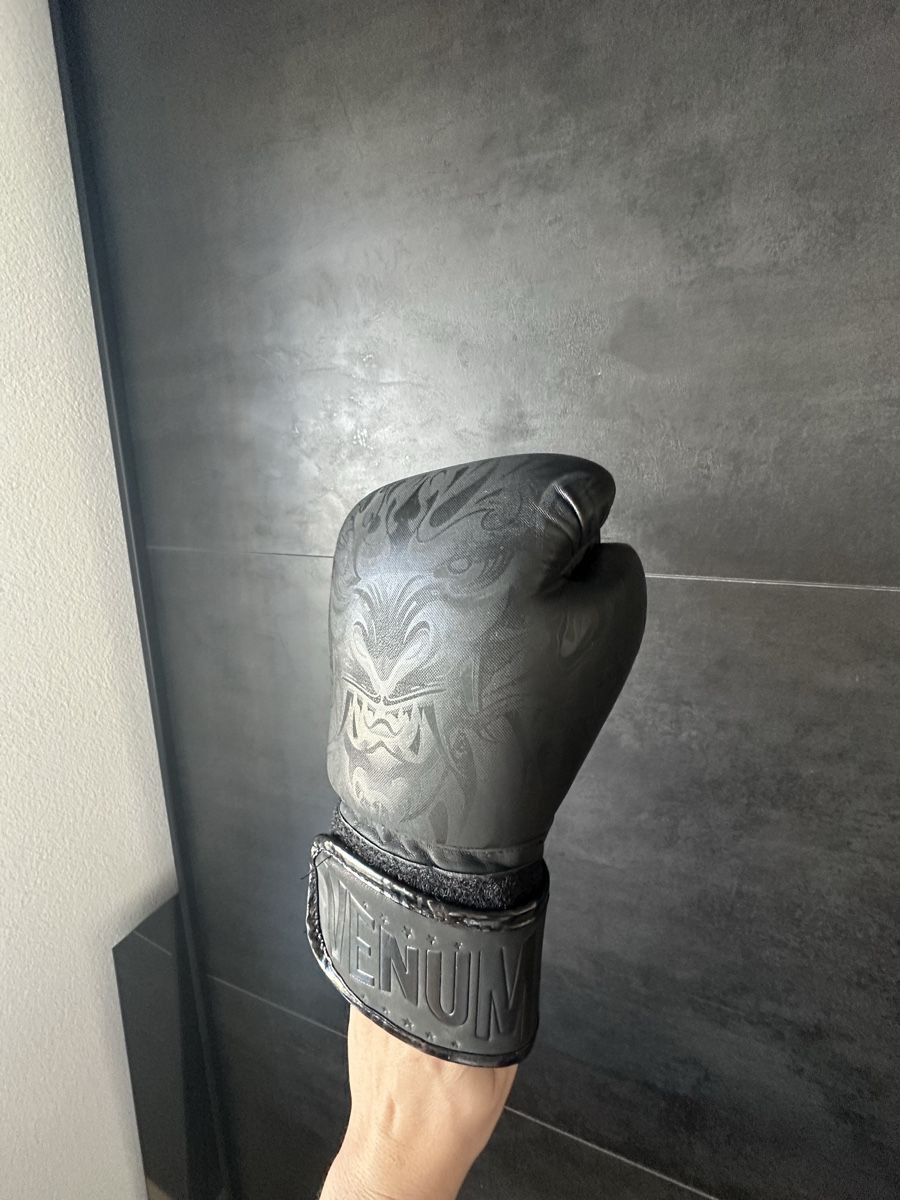 Venum Guanti & manicotti: Venum Devil Boxing Handschuhe – Nuovo (secondo la descrizione) da Bremgarten AG venduto da Onixplace 2