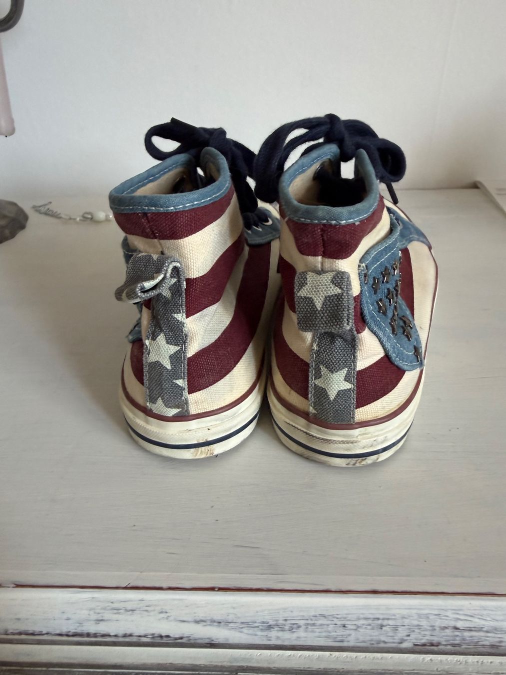 Damenschuhe: Baskets style Converse T 36/37 – Gebraucht aus Dombresson von feline_ne 1