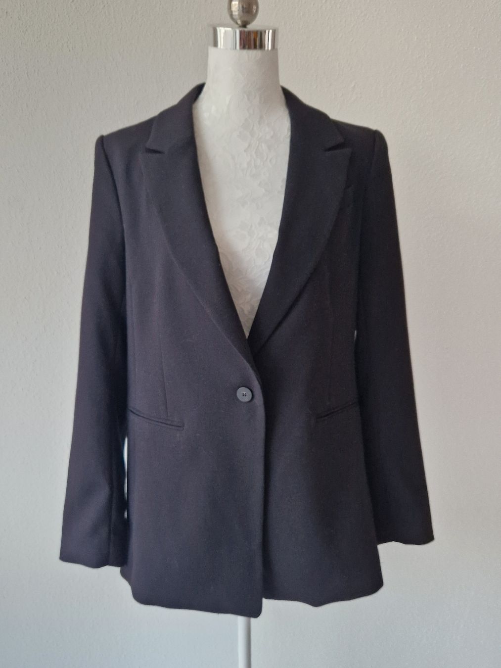 H&M Jacken: BLAZER NOIR – Gebraucht aus Camorino von JPHANDMADE1