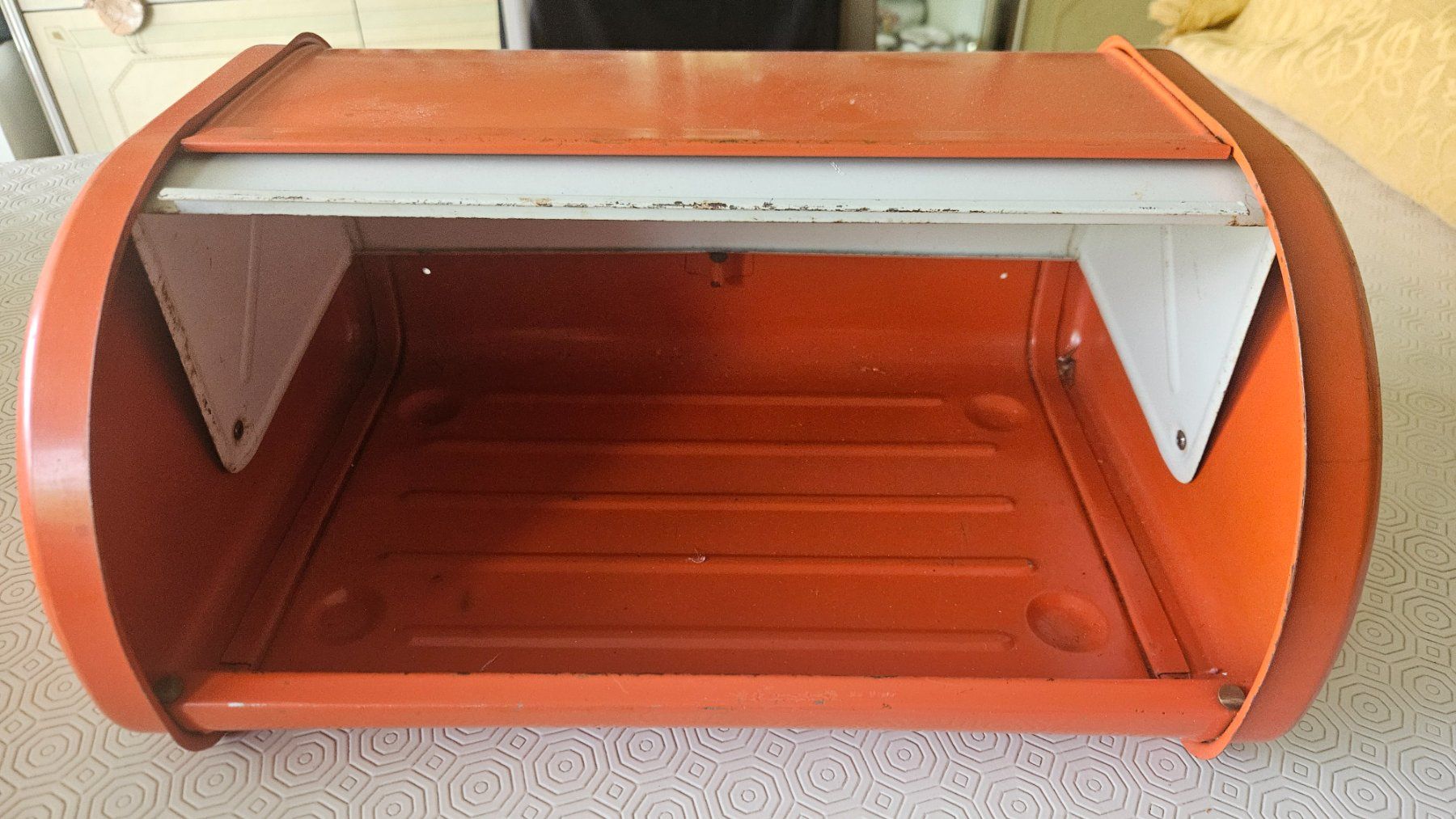 Behälter & Ähnliches: Cassetta per il pane vintage in metallo – Gebraucht aus Melano von H-Sara 1