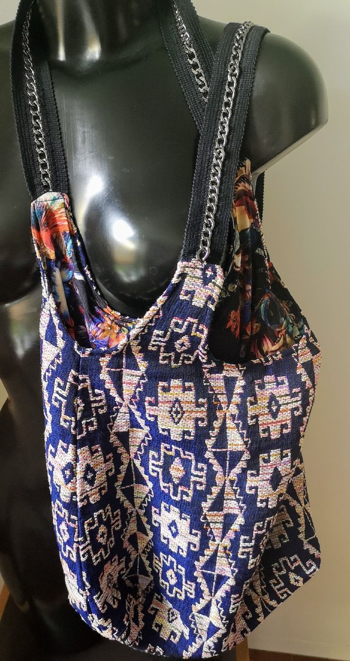 Taschen für Damen: coole Tasche NEU  – Neu und originalverpackt aus Widnau von Schurlibua 3