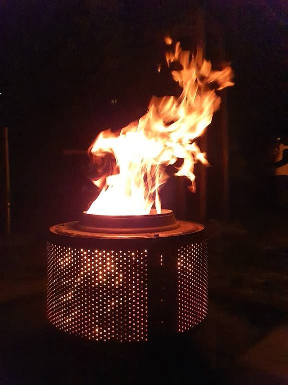 Bracieri: Feuerkorb - sehr schönes Licht – Usato da Oberkirch LU venduto da flori.75 2