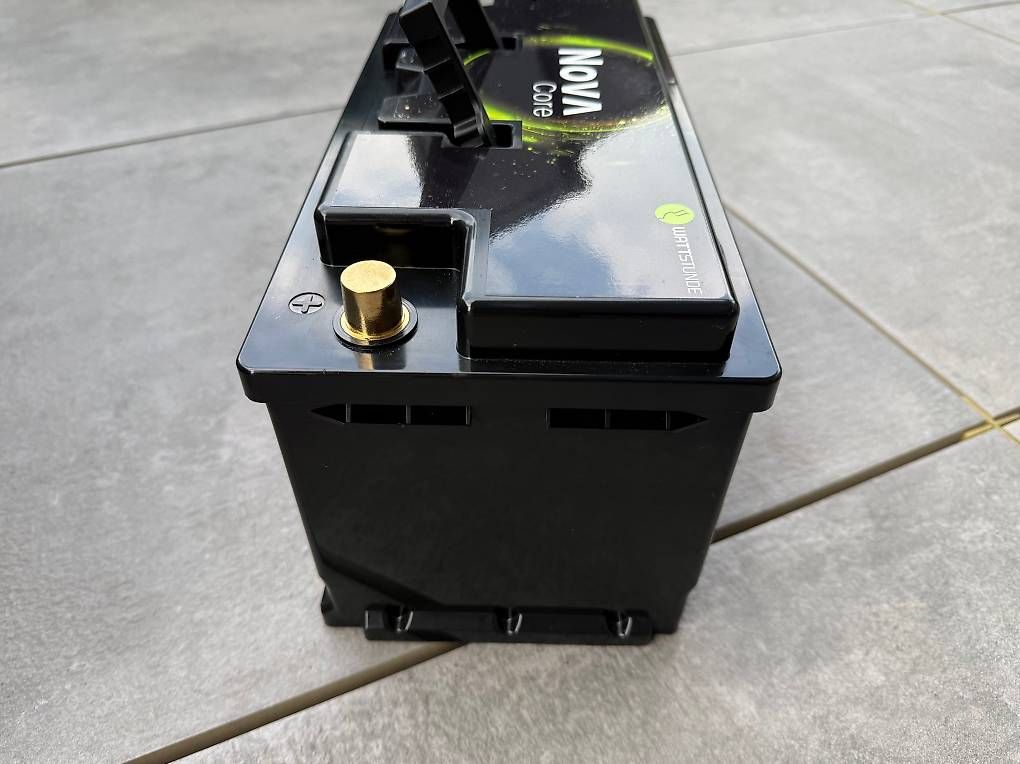 Panneaux solaires: WATTSTUNDE Lithiumbatterie NOVA Core 150 Ah LiFePO4 – D'occasion à Reiden par youknowjackass 3
