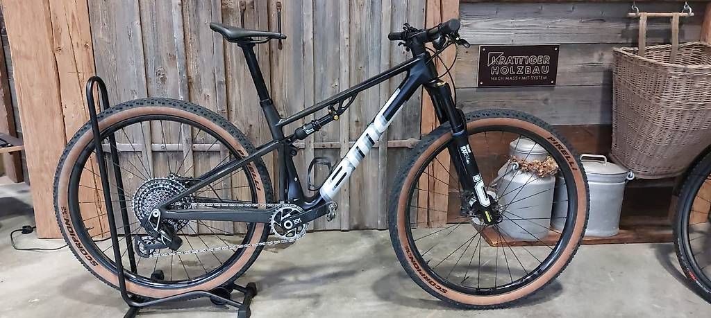 BMC Biciclette: Fourstroke 01 TEAM Grösse S – Usato da Rehetobel venduto da Adi49