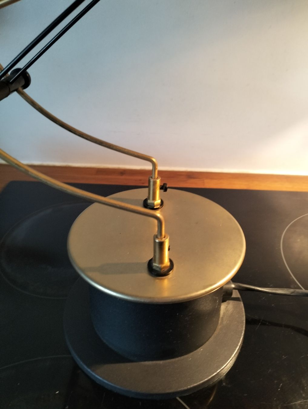 Lampade: Vintage Mid Century Tischlampe – Usato da Wil SG venduto da die-wohnung 4