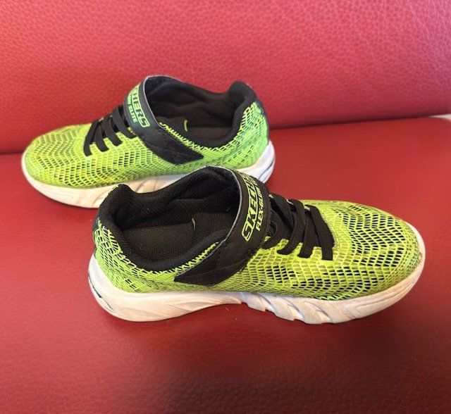 Skechers Scarpe da uomo: Skechers Grösse 35 – Usato da Lömmenschwil venduto da classico01 1