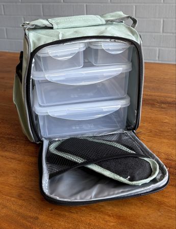 Kleine Znünibox / Tasche, mit Behälter (Neu&Unbenutzt)