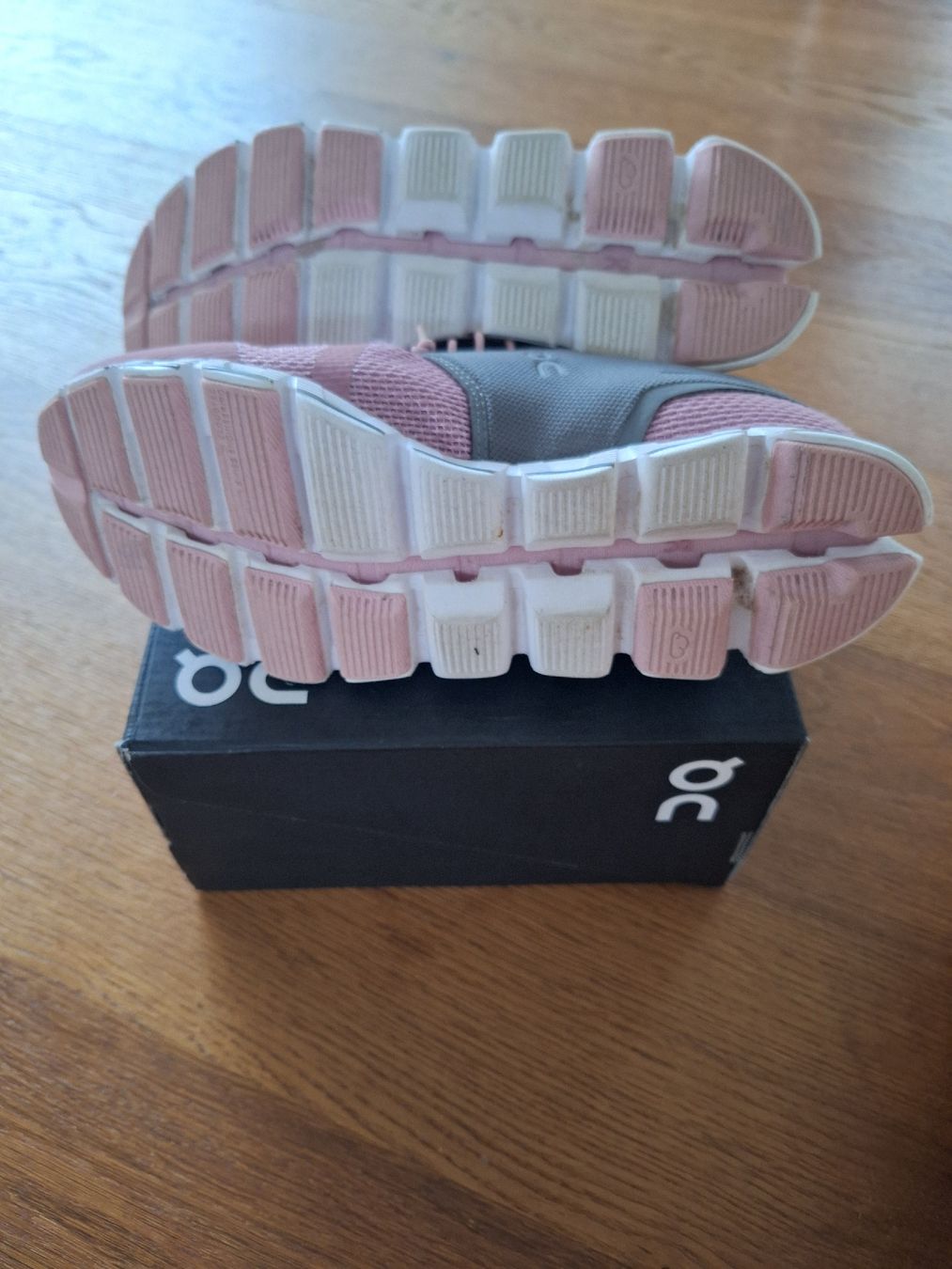 On Scarpe da donna: ON Schuhe – Usato da Selzach venduto da Stony17 2