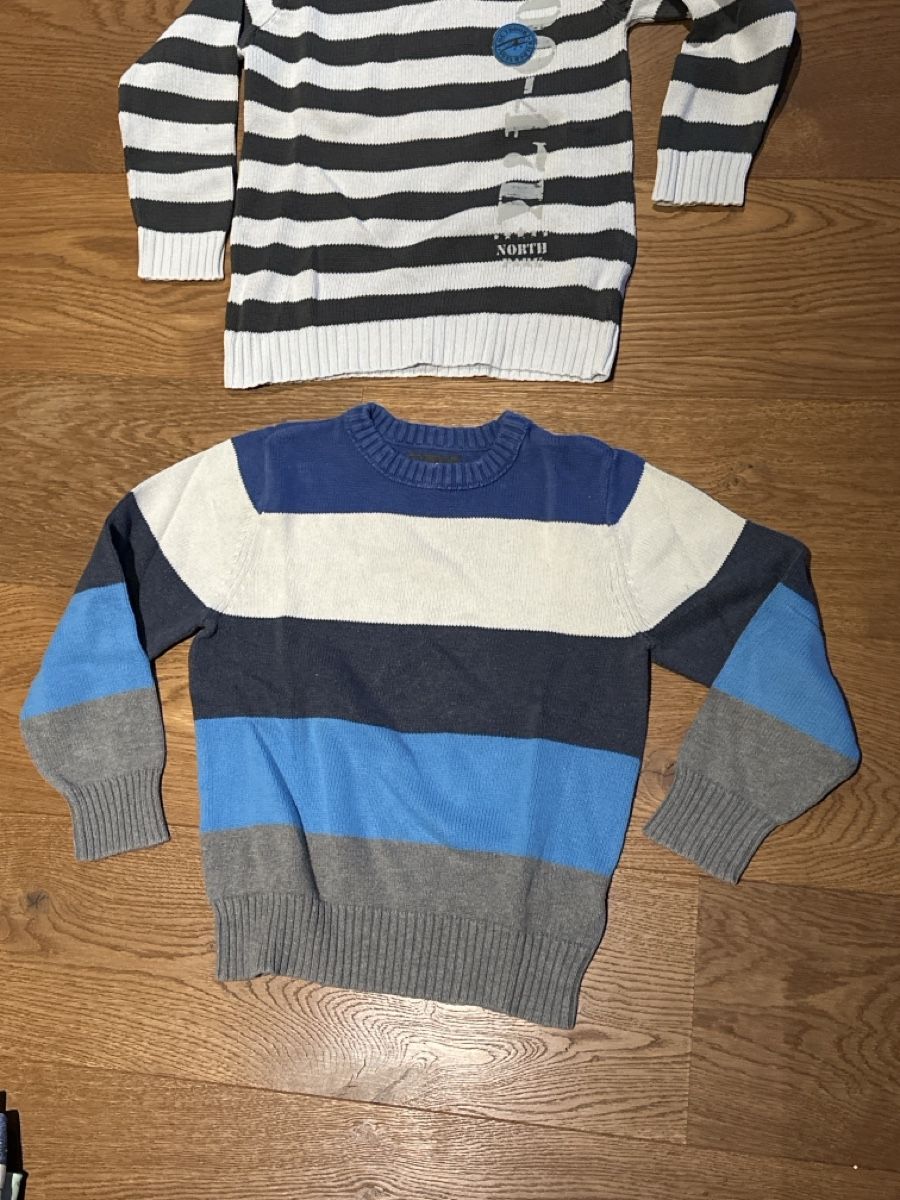 Maglioni & Felpe: Pullover Gr.122/128 – Usato da Pratteln venduto da Nala78 1