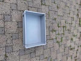 Kunststoff Box grau Stapelbehälter guter Zustand gebraucht