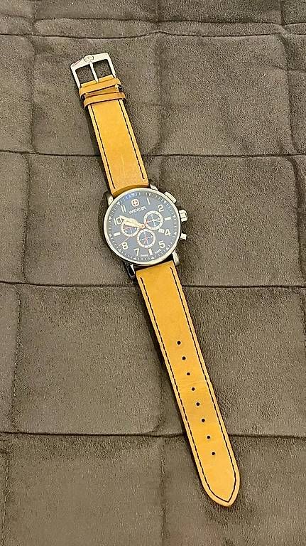 Wenger Orologi: WENGER COMMANDO CHRONO 1243-10 mit Saphirglas – Usato da Gossau SG venduto da Vanuatu 1