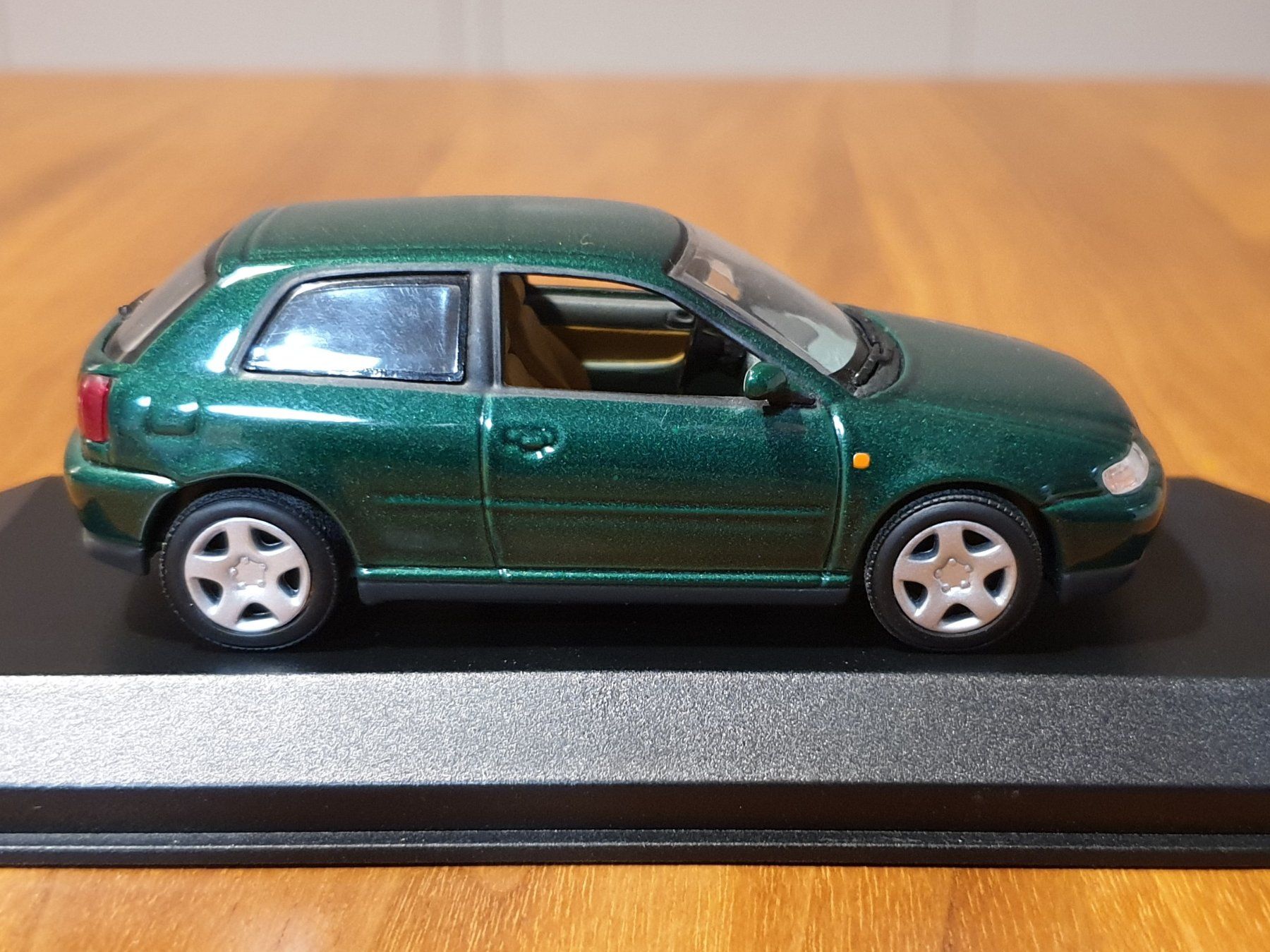 Audi Modellautos: Audi A3 1.8  -  Minichamps – Gebraucht aus Oberfrittenbach von  7