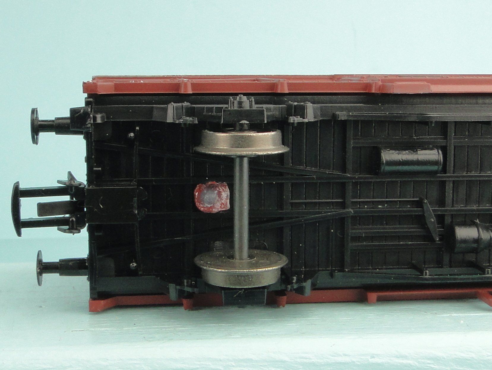 Liliput Modellini di ferrovie: Liliput 235 00 DB Güterwagen – Usato da Bülach venduto da cann11 3