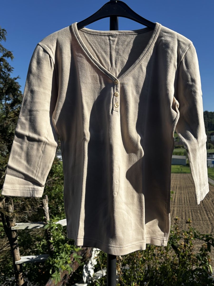T-shirt: Hellbraunes Sweatshirt  – Usato da Walterswil SO venduto da Sunshineyupi