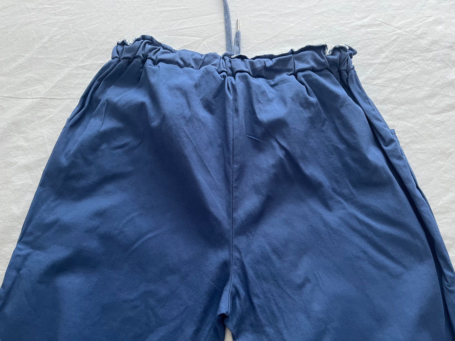 Pantaloni: Damen Hosen Farbe blau Grösse M – Usato da Jona venduto da Flexer02 3