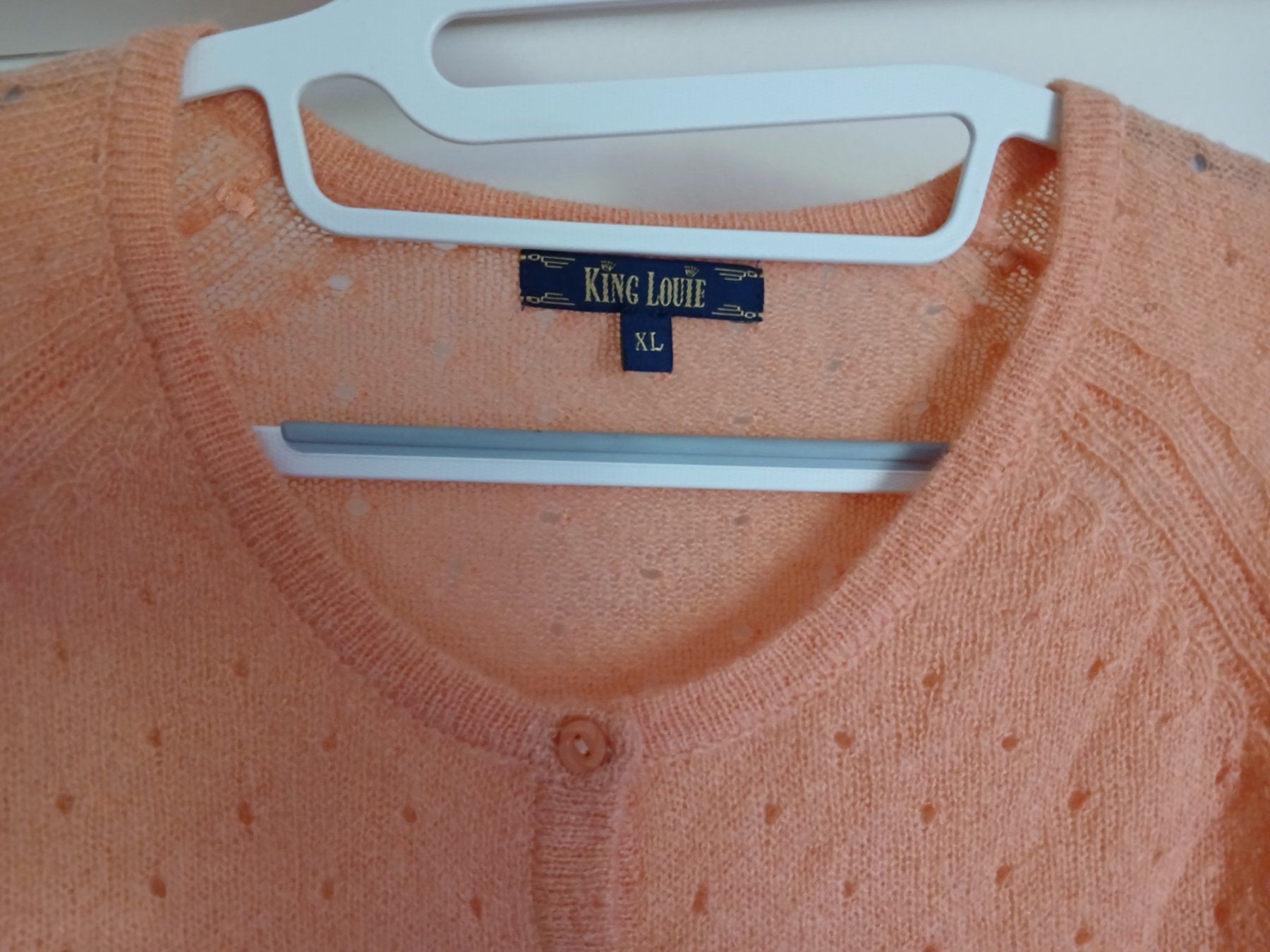 King Louie Giacche: Neue Strickjacke king louie XL – Nuovo (secondo la descrizione) da Zürich venduto da ast_8nph 1