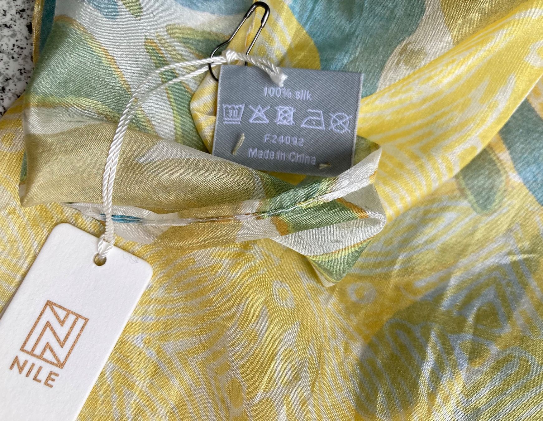 Nile Foulard & Sciarpe: Nile Seide Schal – Nuovo e nell'imballaggio originale da Unterägeri venduto da Jutka_04 3