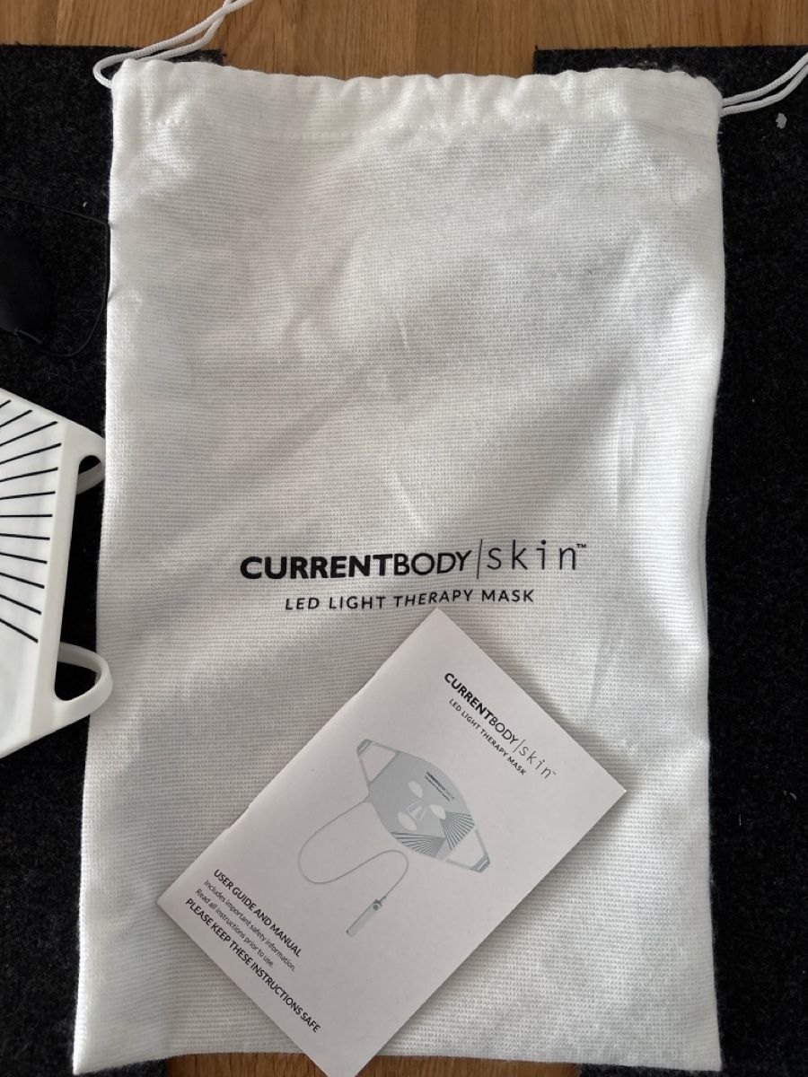 Gesichtspflege: CurrentBody Skin LED Mask - White – Gebraucht aus Zürich von kam_ysh2 1