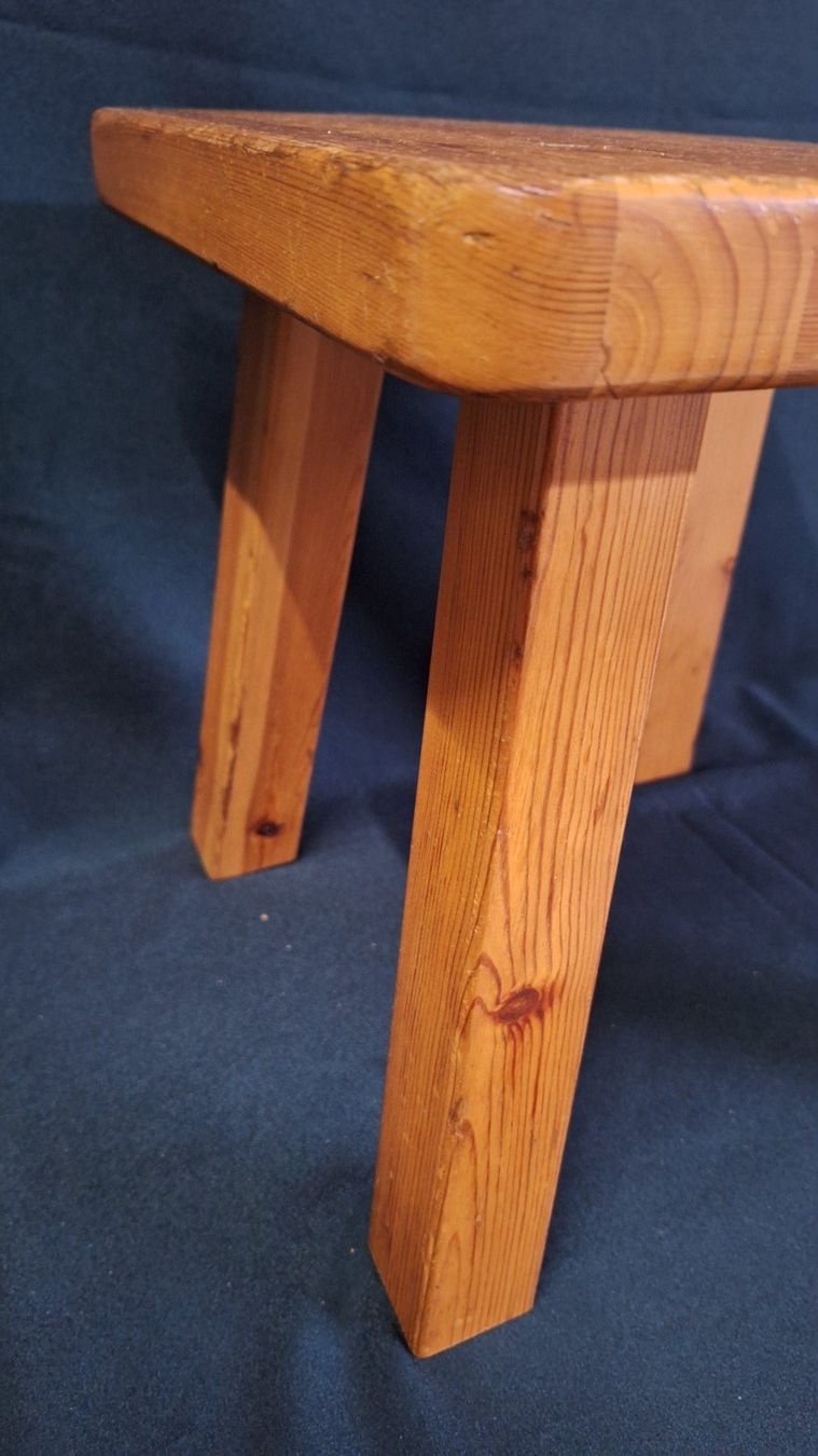 Articoli in legno: Vintage robuster Kieferholz Blumenhocker – Usato da Arlesheim venduto da shopradl 6