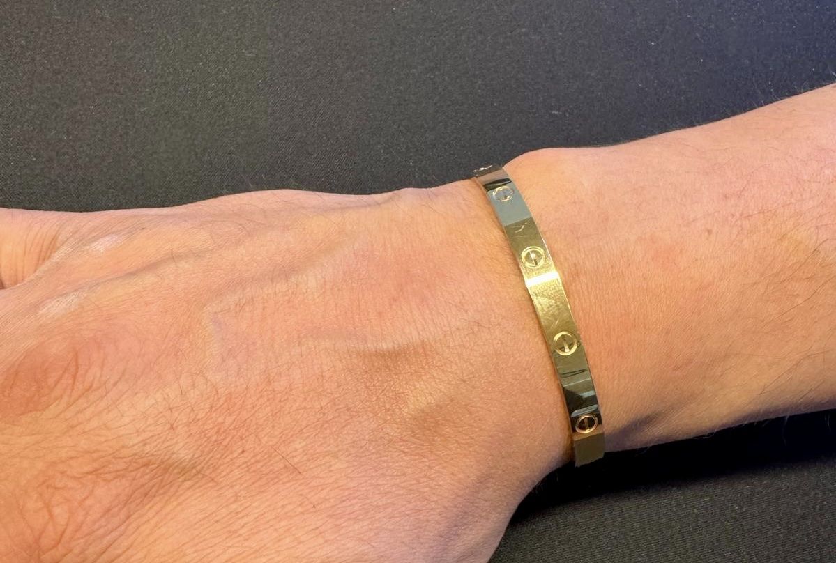 Cartier Armbänder & -reifen: Cartier Love Cuff, Gelbgold, Full set – Neu (gemäss Beschreibung) aus St. Gallen von Viste 4