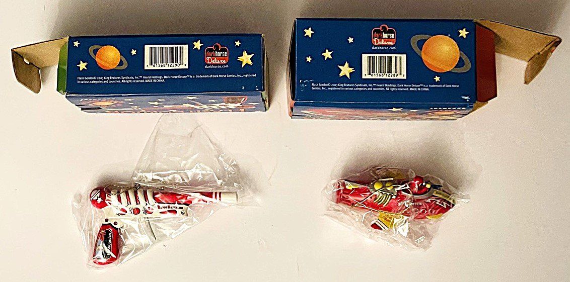 Tutte le decorazioni: Flash Gordon Weihnachtsbaumschmuck, 2er Set, Neu! – Nuovo (secondo la descrizione) da Duggingen venduto da nad_6yzh 2
