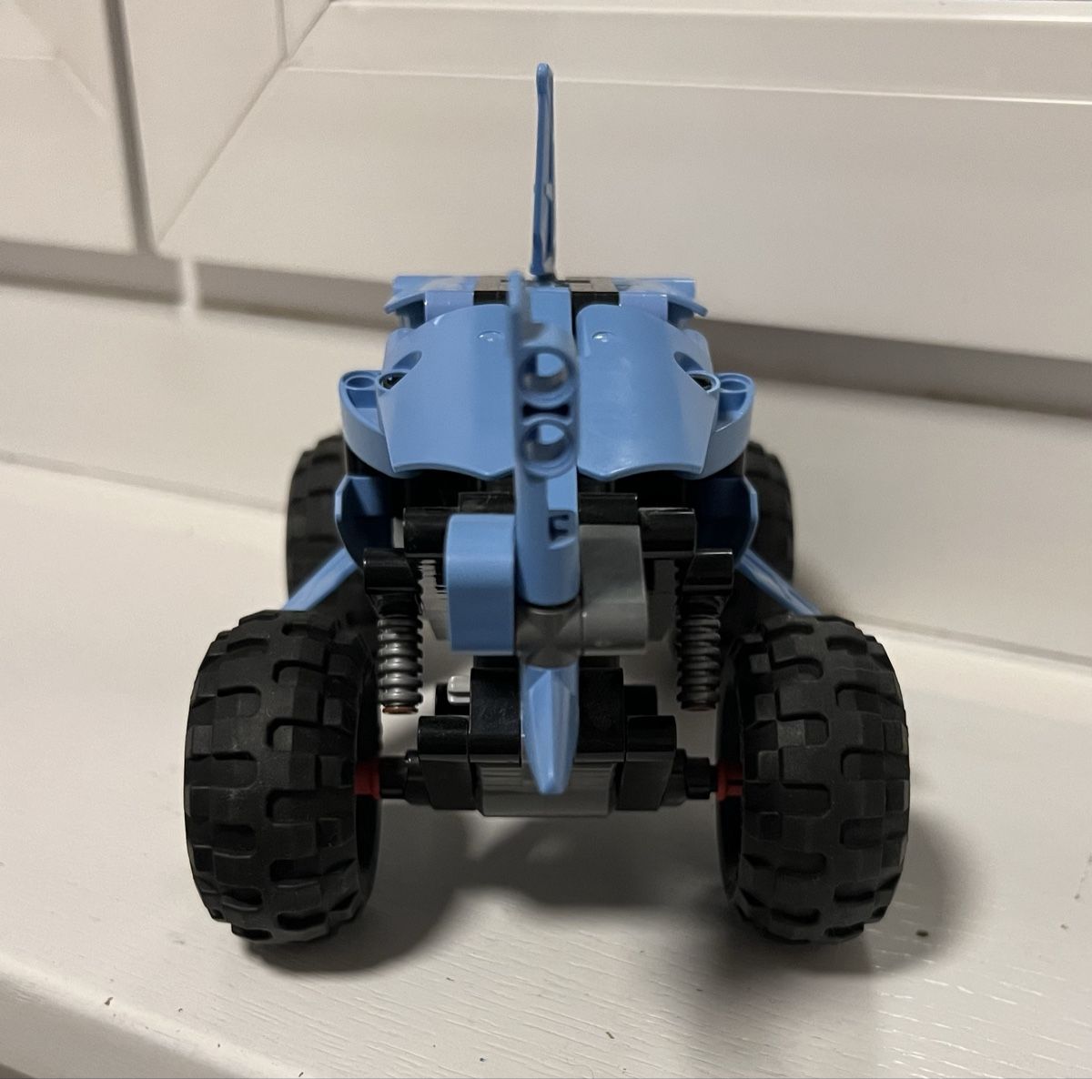 Lego Giocattoli: LEGO Technic Monster Jam Megalodon – Usato da Rikon im Tösstal venduto da Nuknuk 2
