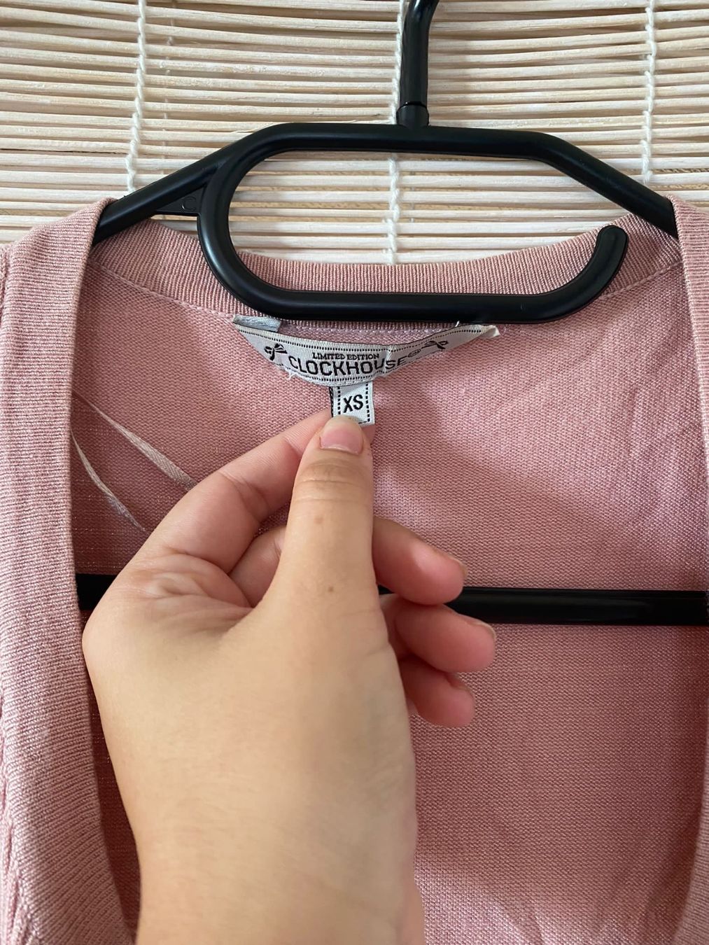 Autres vêtements garçon: Cardigan rose – D'occasion à Montreux par iza_peche8 2