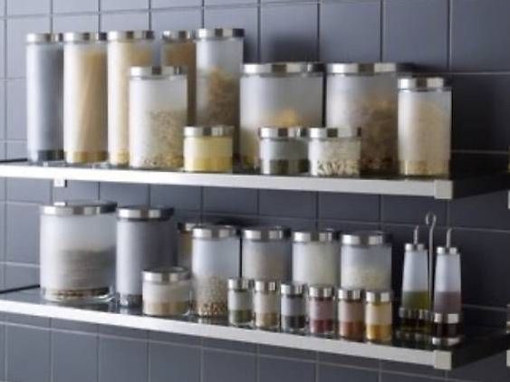 Ikea Toutes les décorations: IKEA Droppar Glas mit Deckel 6-teilig – D'occasion à Hindelbank par LeoSal