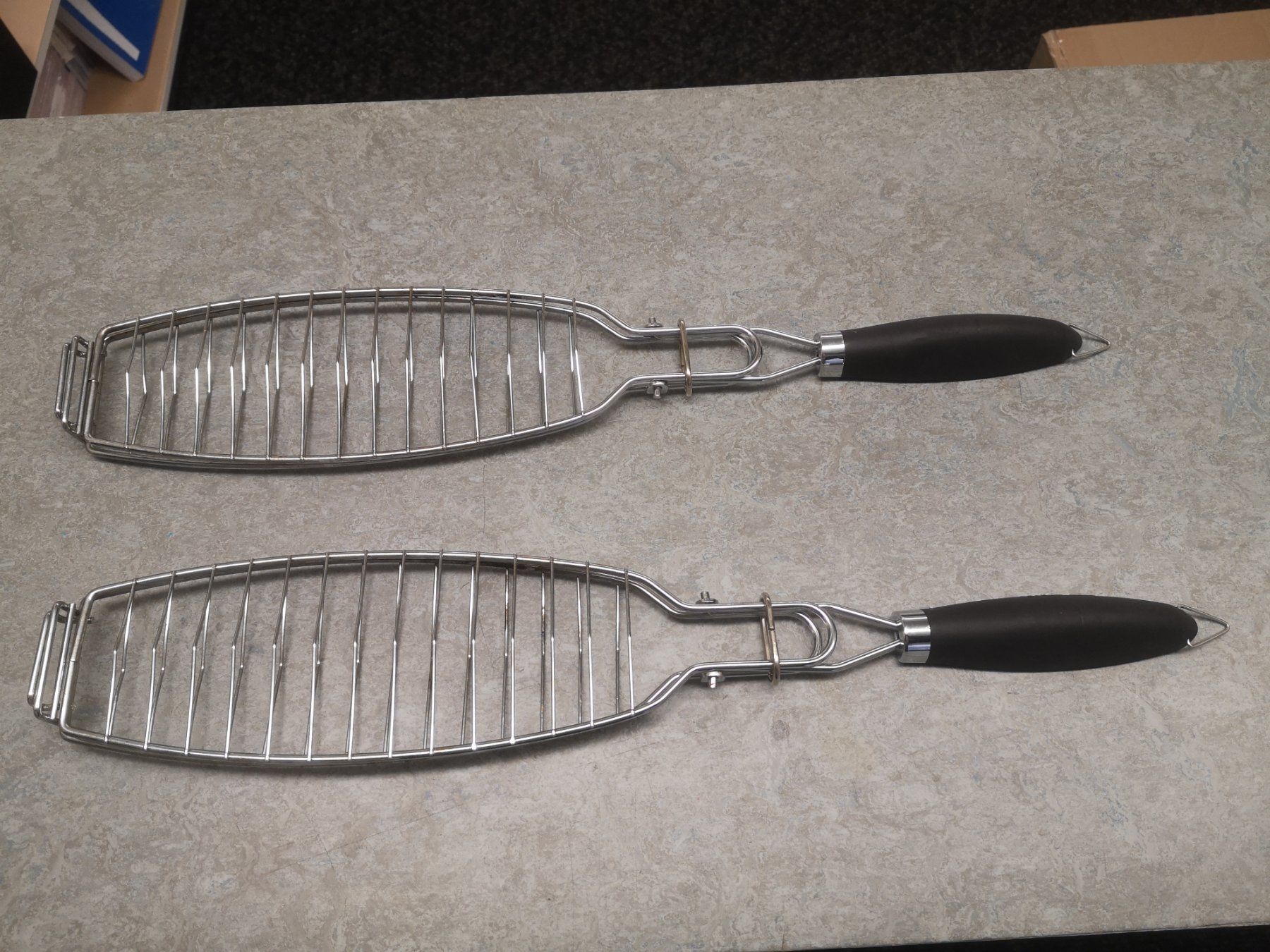 Grills: Fischbräter 2 Stk. – Neu (gemäss Beschreibung) aus Lostorf von rubileo
