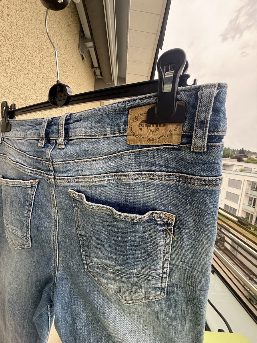 Jeans: Lässige Boyfriend Destroyed Jeans 42 – Usato da Sirnach venduto da sirni 1