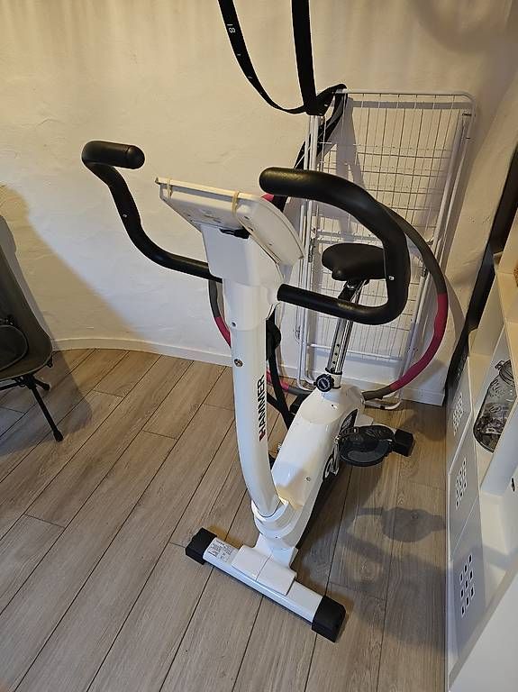 Hometrainer: Hometrainer – Usato da Glarus venduto da noflow