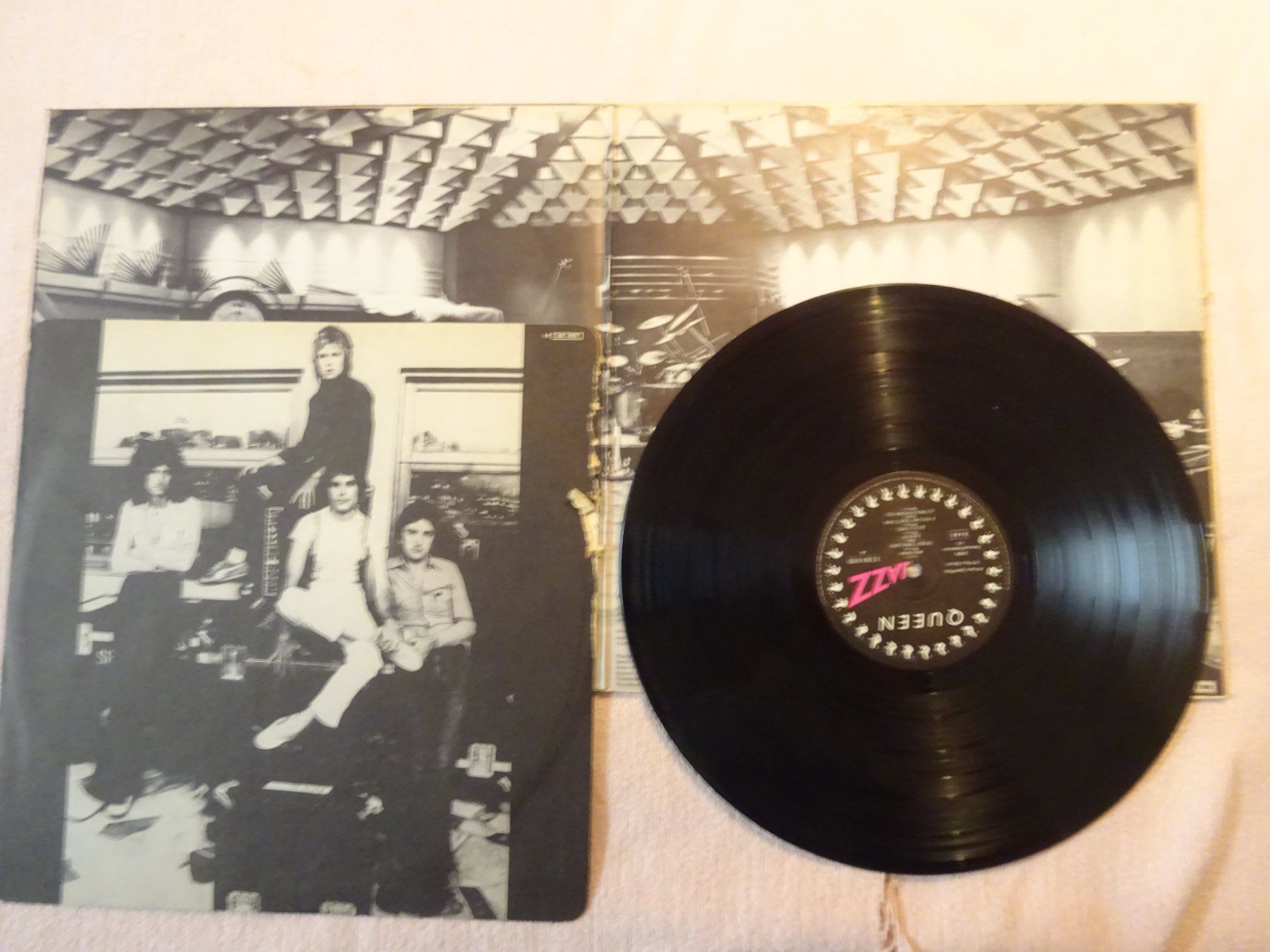 Schallplatten: QUEEN ** JAZZ – Gebraucht aus Luzern von xrayspex99 1