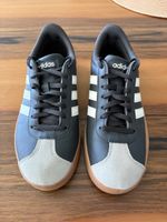 Adidas Schuhe, Grösse 39 1/3, neuwertig, Top Zustand!