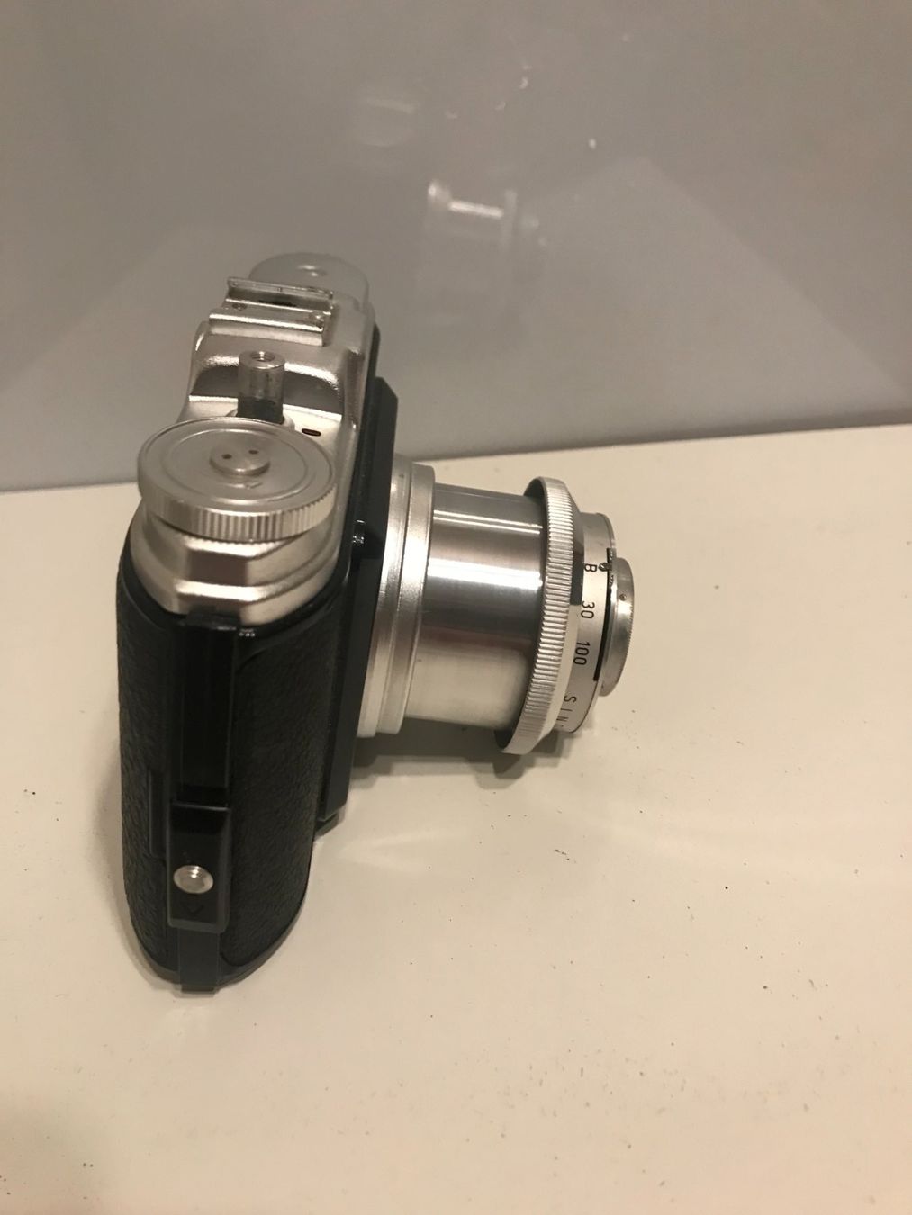 Agfa Fotocamera: Agfa Isola + étui Agfa – Difettoso da Corjolens venduto da san_kyv9 1