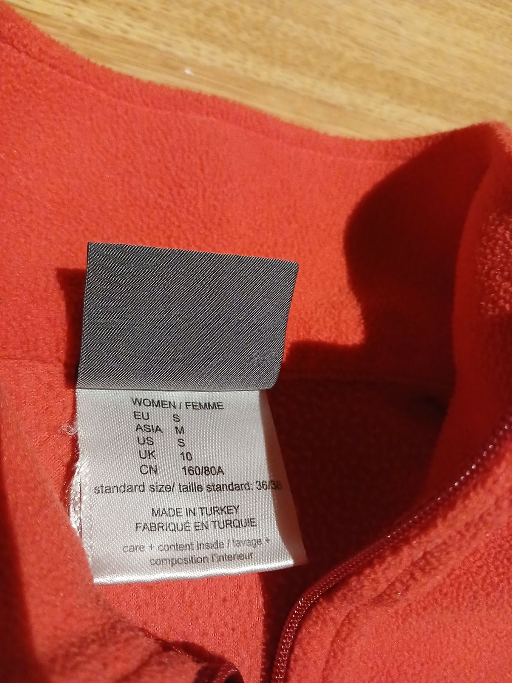 Jack Wolfskin Maglioni & Felpe: Jack Wolfskin Crimsonred dünne Damen Fleecepullover, Gr. S – Usato da Turbenthal venduto da viw_48fr 2